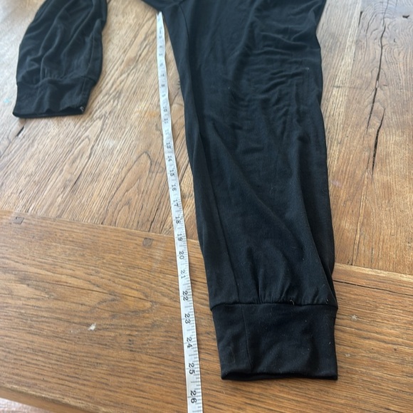 NWT Classy Pretty Garden JUMPSUIT BLACK !!! 🤩👑 - Picture 3 of 5